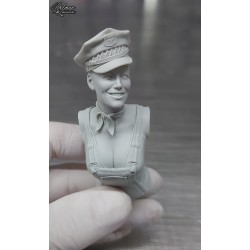 G.S.Girl. Bust scale 1/10