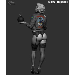 SEX BOMB. Scale 90mm