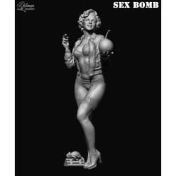 SEX BOMB. Scale 90mm