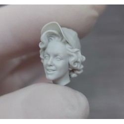 25th Team Girl. Exclusive.Scale 90mm