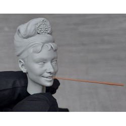 Audrey. Bust 1/10