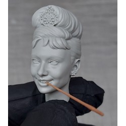 Audrey. Bust 1/10